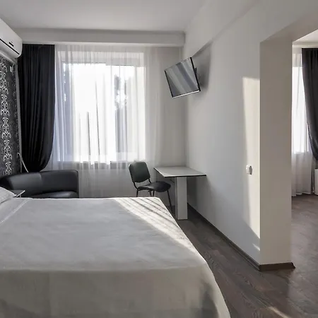 Centralny Hotel كريفوي روغ المظهر الخارجي الصورة