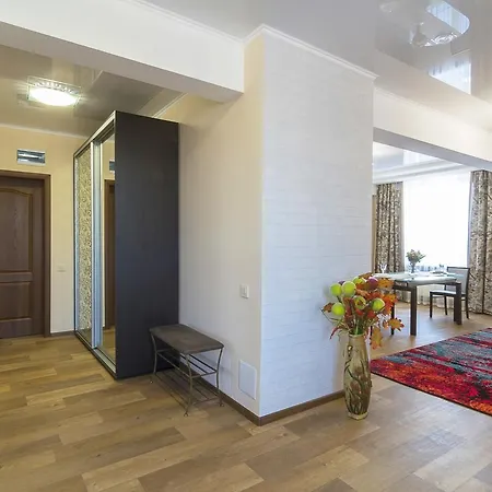 Centralny Hotel كريفوي روغ المظهر الخارجي الصورة