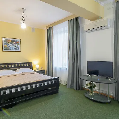 Centralny Hotel كريفوي روغ المظهر الخارجي الصورة
